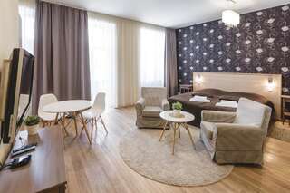 Апартаменты Riga Lux Apartments - Ernesta, Free parking Рига Апартаменты-студио с балконом-6