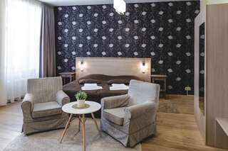 Апартаменты Riga Lux Apartments - Ernesta, Free parking Рига Апартаменты-студио с балконом-12